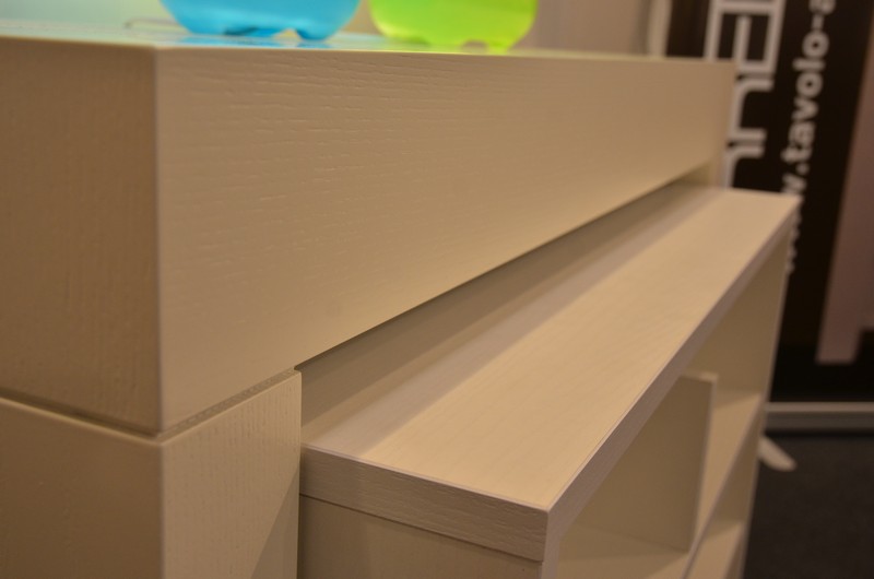 Table console extensible Maya Compact